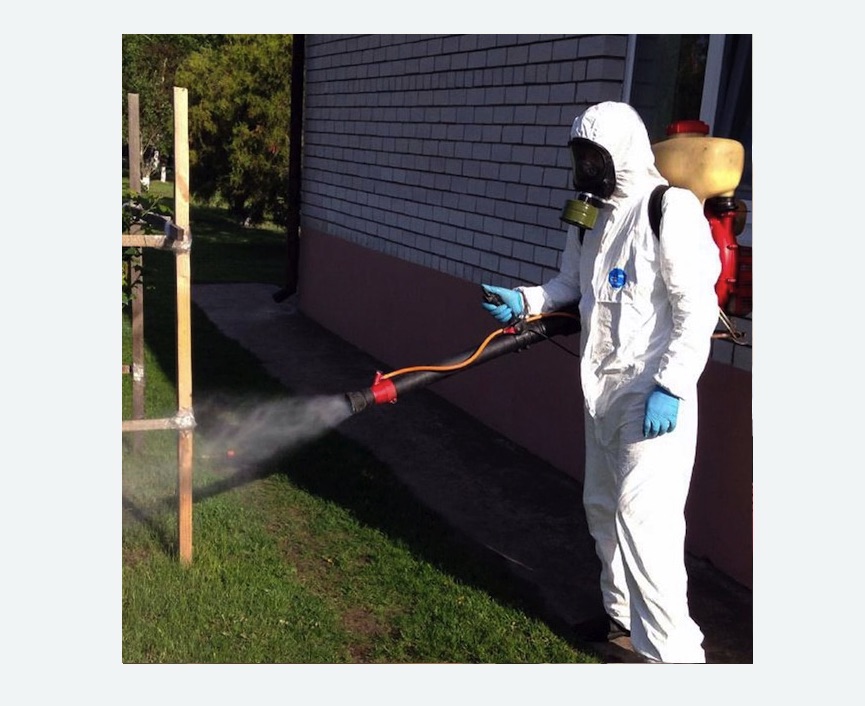 травля клещей на участке в Татарске